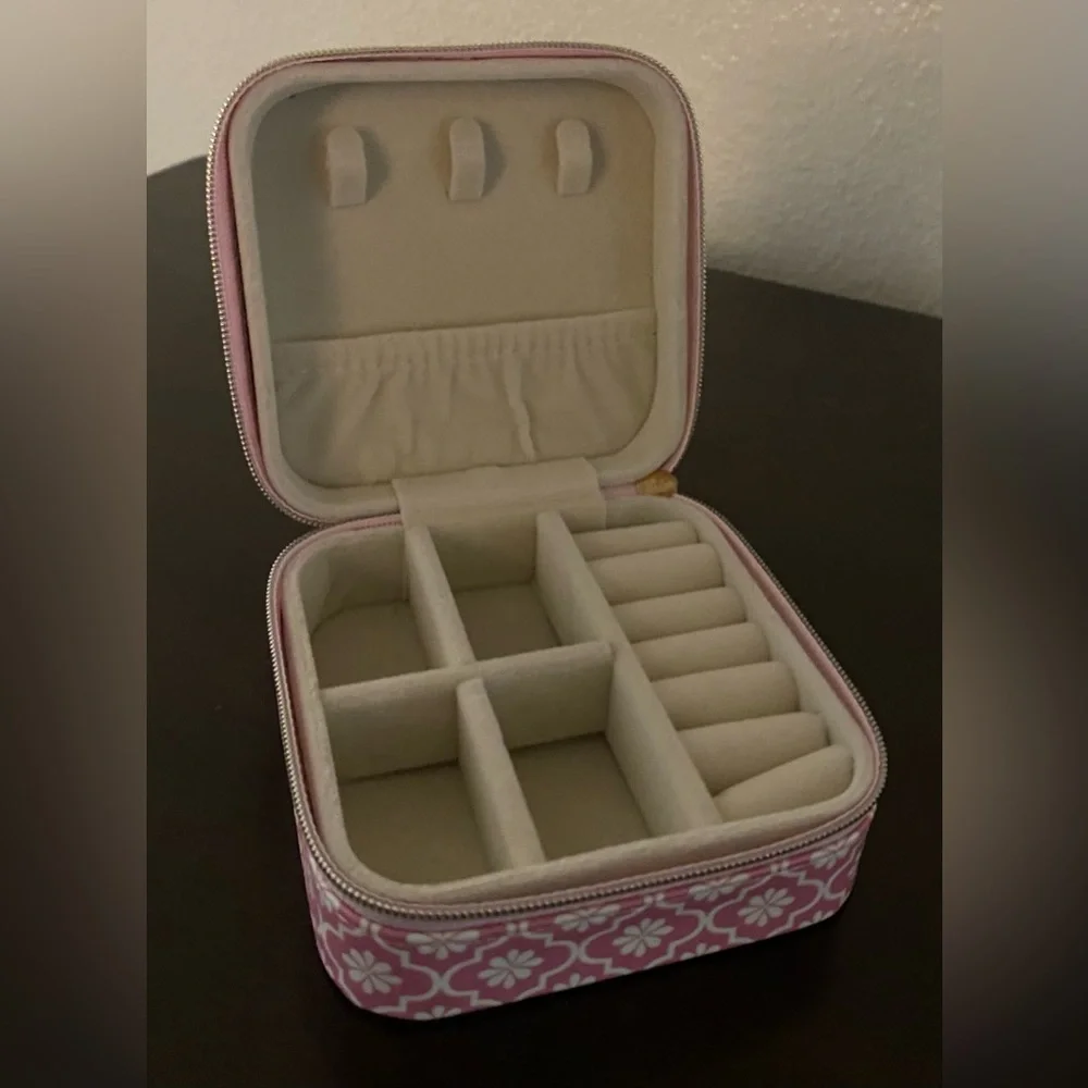 LUCKY Pink Floral Mini Jewelry Organizer Case | Travel Storage Box